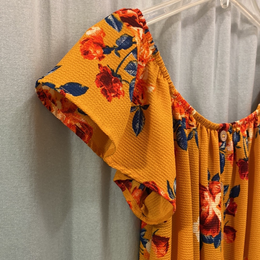 Beautiful Golden Yellow Summer Floral Dress - Picture 6 of 9